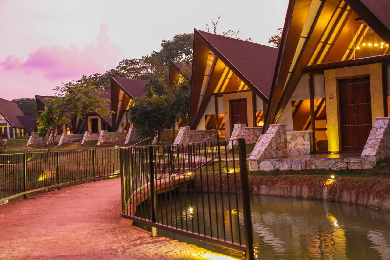 Liyya Water Villas Dambulla Exterior photo